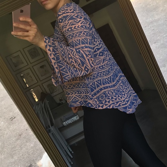 3 for $25 Blu pepper hi lo long sleeve boho style - Picture 7 of 8